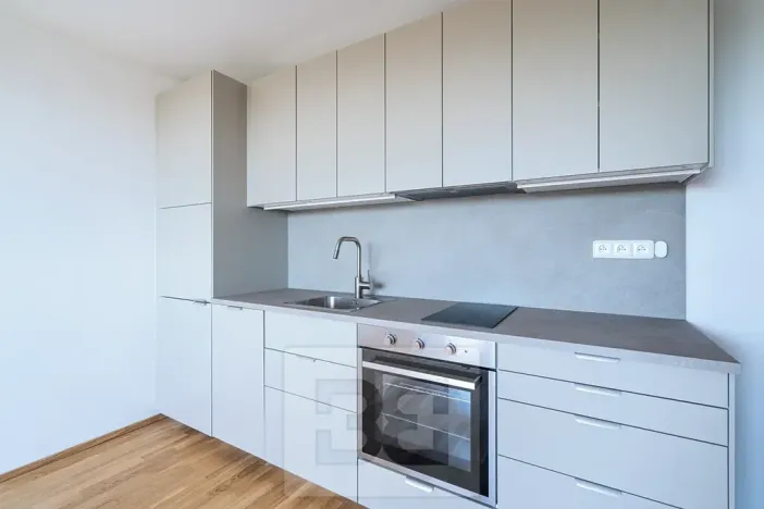 Pronájem bytu 2+kk, Praha - Prosek, Litvínovská, 45 m2
