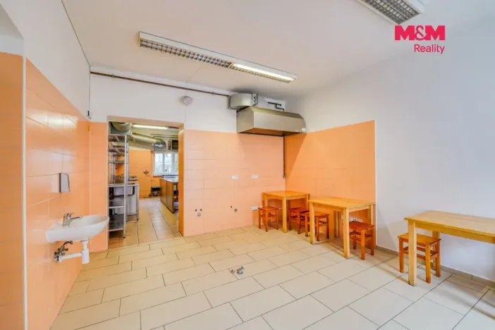 Pronájem obchodního prostoru, Plzeň - Skvrňany, Křimická, 65 m2