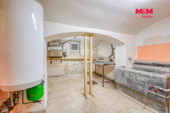 Pronájem obchodního prostoru, Plzeň - Skvrňany, Křimická, 65 m2