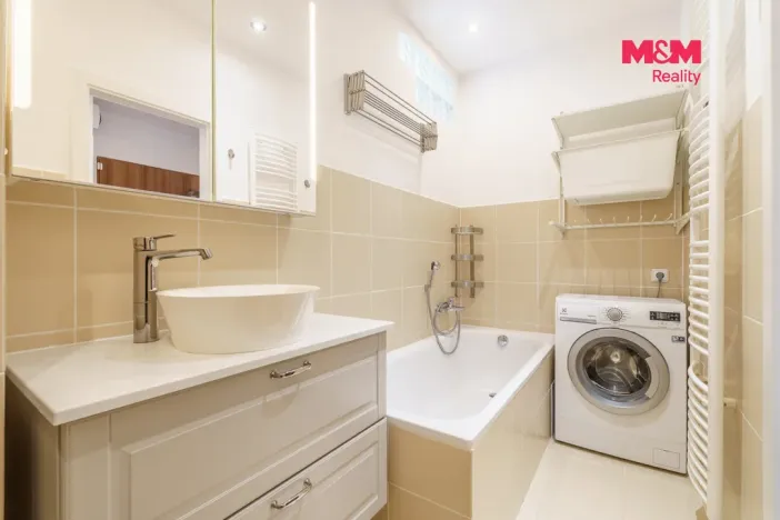 Prodej bytu 2+1, Habartov, Raisova, 58 m2