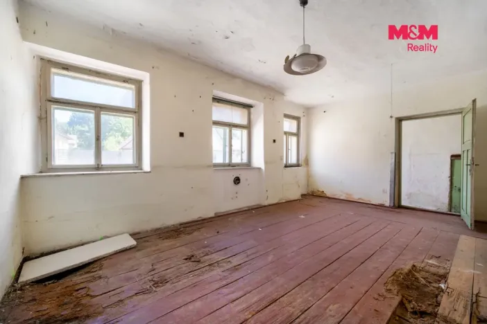 Prodej rodinného domu, Svratka, Libušina, 150 m2