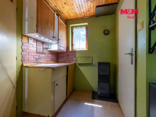 Prodej chaty, Lišov, 32 m2