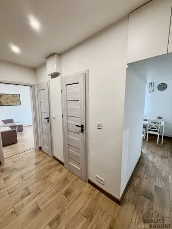 Pronájem bytu 1+1, Karviná, tř. Těreškovové, 37 m2