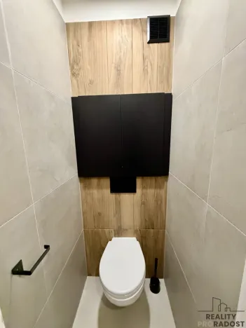 Pronájem bytu 1+1, Karviná, tř. Těreškovové, 37 m2