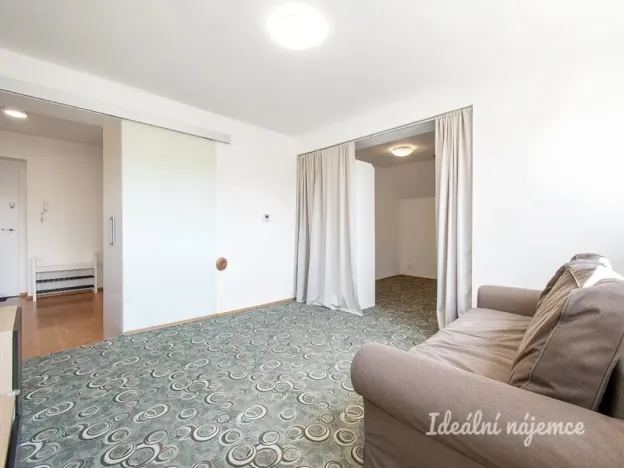 Pronájem bytu 2+1, Praha - Vokovice, Kladenská, 49 m2