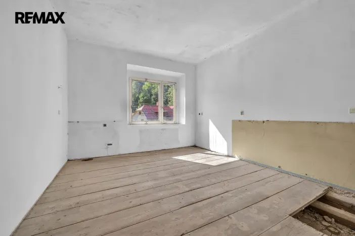 Prodej vícegeneračního domu, Nová Ves nad Nisou, 722 m2