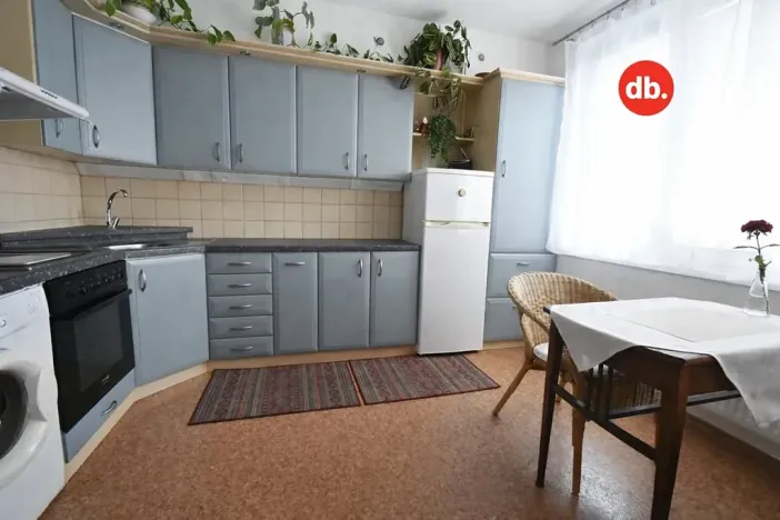 Prodej bytu 1+1, Karlovy Vary, Vítězná, 41 m2