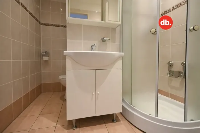 Prodej bytu 1+1, Karlovy Vary, Vítězná, 41 m2