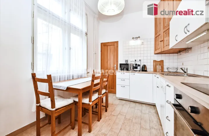 Pronájem bytu 2+1, Praha - Nové Město, Jungmannova, 51 m2
