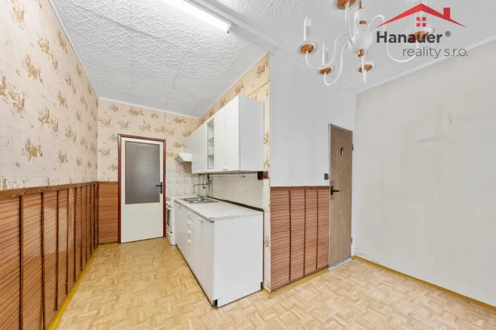 Prodej bytu 3+1, Děčín - Děčín III-Staré Město, Jezdecká, 67 m2