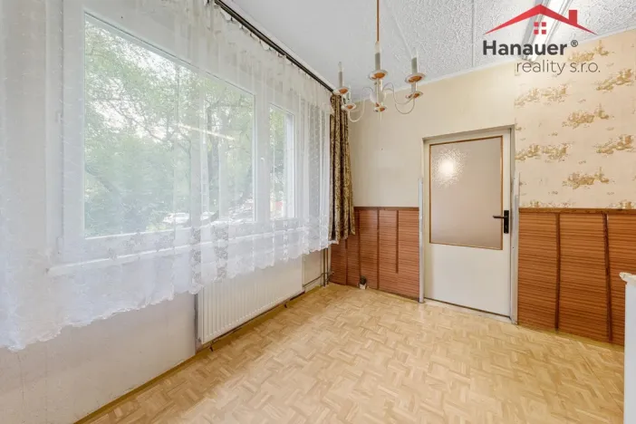 Prodej bytu 3+1, Děčín - Děčín III-Staré Město, Jezdecká, 67 m2