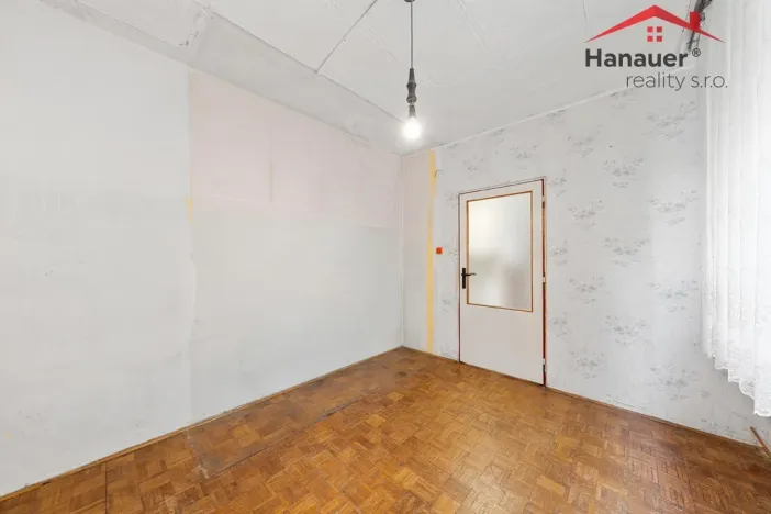 Prodej bytu 3+1, Děčín - Děčín III-Staré Město, Jezdecká, 67 m2