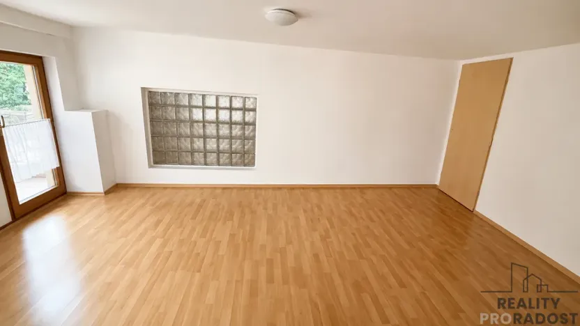 Pronájem bytu 3+kk, Obora, 60 m2