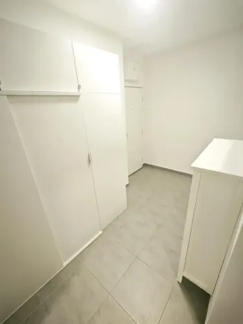 Pronájem bytu 1+kk, Praha - Holešovice, V závětří, 34 m2