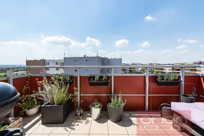 Prodej bytu 3+kk, Praha - Kyje, Sicherova, 72 m2