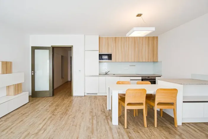Pronájem bytu 2+kk, Praha - Vršovice, Donská, 70 m2
