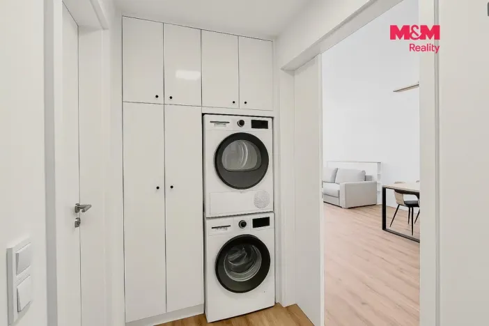 Pronájem bytu 2+kk, Kladno, Ke křížku, 54 m2