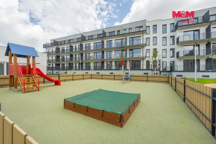 Pronájem bytu 2+kk, Kladno, Ke křížku, 54 m2