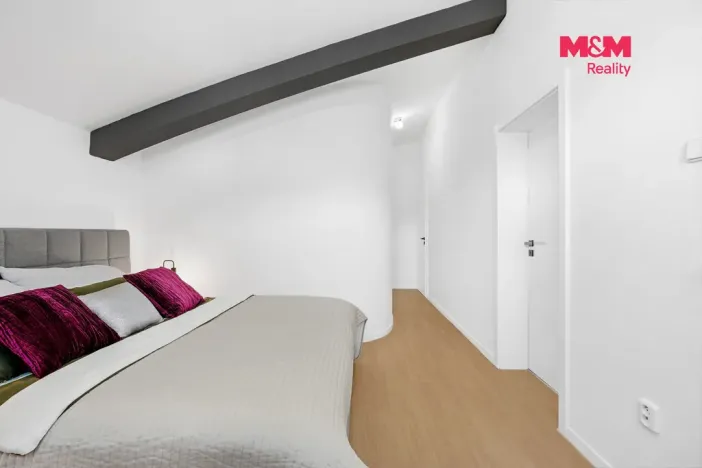 Prodej bytu 2+kk, Liberec - Liberec VI-Rochlice, Nádvorní, 54 m2