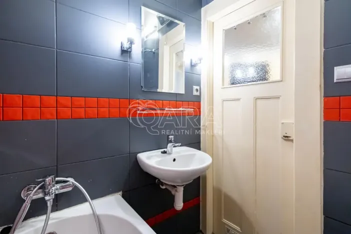 Pronájem bytu 2+kk, Praha - Holešovice, U průhonu, 48 m2