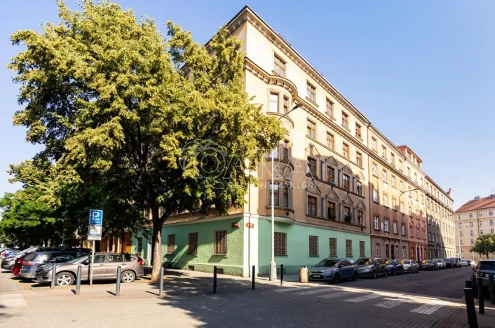 Pronájem bytu 2+kk, Praha - Holešovice, U průhonu, 48 m2