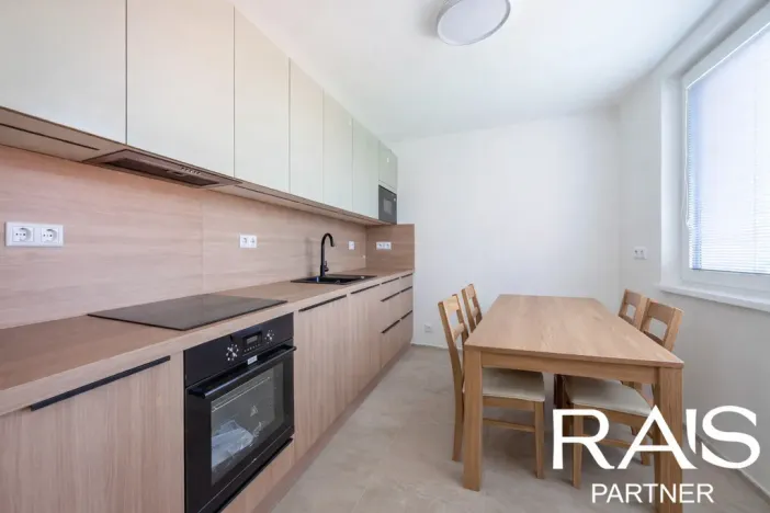 Prodej bytu 3+1, Hustopeče, Větrná, 75 m2