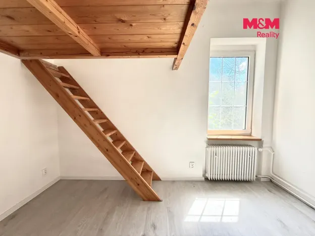 Pronájem bytu 4+1, Děčín, El. Krásnohorské, 108 m2