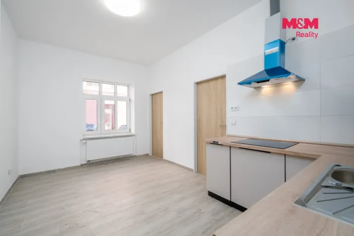 Pronájem bytu 3+1, Teplice, Duchcovská, 80 m2
