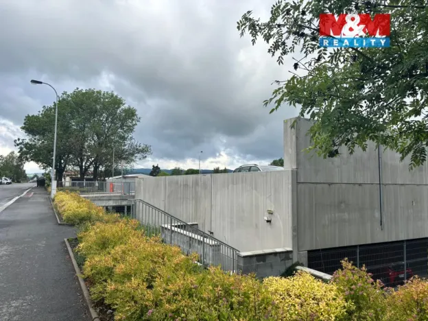 Pronájem garážového stání, Klatovy, 13 m2
