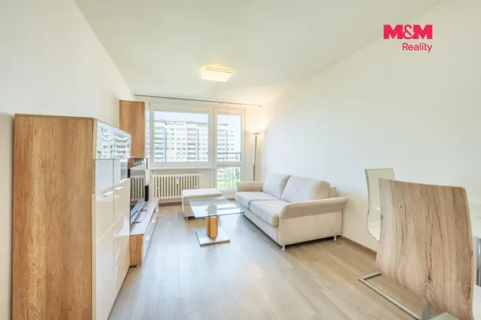 Prodej bytu 2+kk, Praha - Kobylisy, Rajmonova, 44 m2