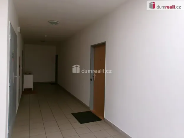 Pronájem bytu 1+kk, Mladá Boleslav - Mladá Boleslav III, U Kasáren, 39 m2