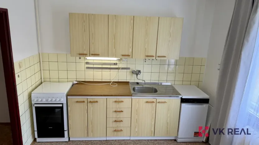 Pronájem bytu 2+1, Praha - Suchdol, Internacionální, 68 m2