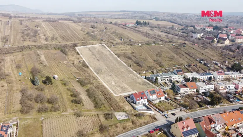 Prodej pozemku pro bydlení, Mikulov, Hliniště, 7881 m2