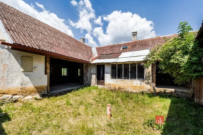 Prodej rodinného domu, Pístina, 180 m2