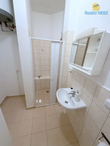 Pronájem bytu 2+kk, Praha - Nusle, Sinkulova, 48 m2