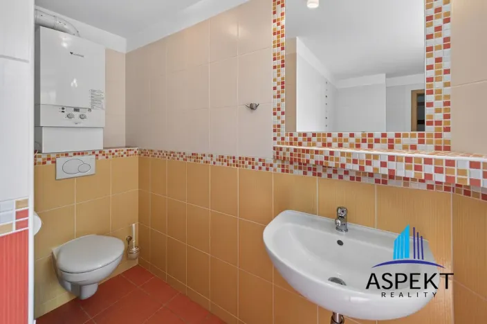 Pronájem bytu 2+kk, Praha - Holešovice, Tovární, 64 m2