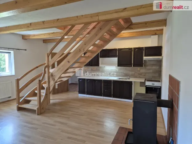 Pronájem rodinného domu, Kájov - Mezipotočí, 130 m2