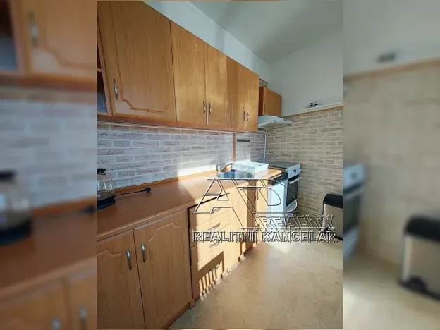 Prodej bytu 3+1, České Budějovice, Labská, 76 m2