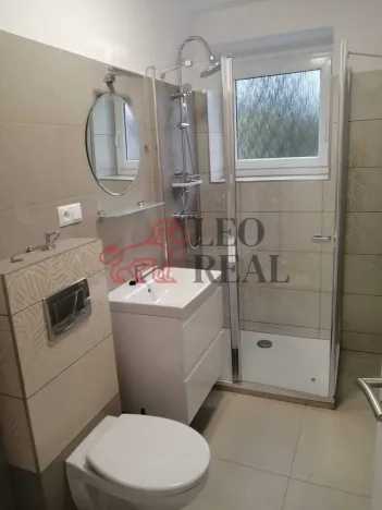Pronájem bytu 2+1, Rožnov pod Radhoštěm, 1. máje, 48 m2