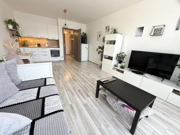 Pronájem bytu 1+kk, Rajhrad, Masarykova, 42 m2