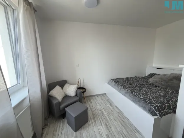 Pronájem bytu 1+kk, Žďár nad Sázavou, Nádražní, 37 m2