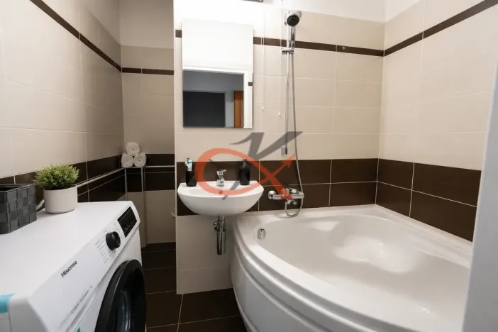 Prodej bytu 2+kk, Rožnov pod Radhoštěm, Meziříčská, 42 m2