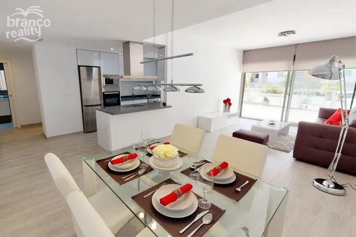 Prodej bytu 4+kk, San Miguel de Salinas, Alicante, Španělsko, 118 m2