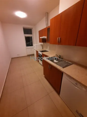 Pronájem bytu 2+1, Ústí nad Labem - Ústí nad Labem-centrum, Jateční, 63 m2