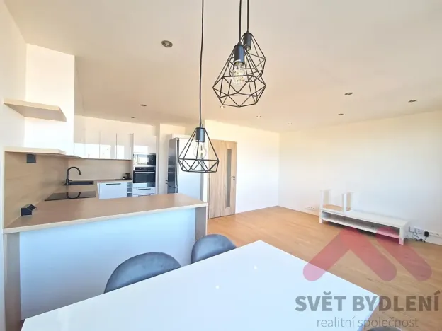 Pronájem bytu 3+kk, Praha - Bohnice, Hlivická, 73 m2