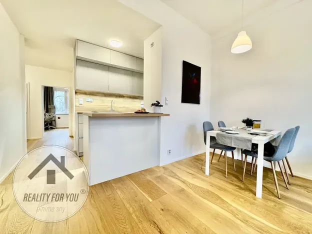 Pronájem bytu 2+kk, Praha - Libeň, U Balabenky, 62 m2