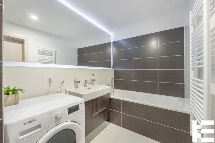 Pronájem bytu 2+kk, Praha - Vysočany, Čerpadlová, 60 m2