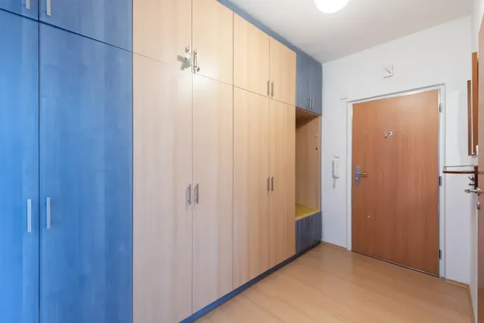 Prodej bytu 2+1, Praha - Malešice, Počernická, 56 m2