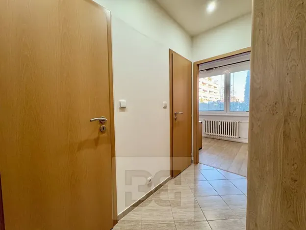 Pronájem bytu 2+kk, Zlín, U Trojáku, 36 m2