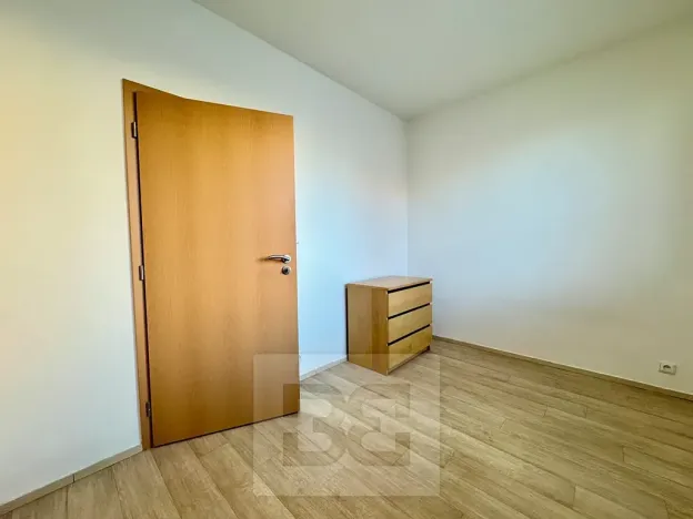 Pronájem bytu 2+kk, Zlín, U Trojáku, 36 m2